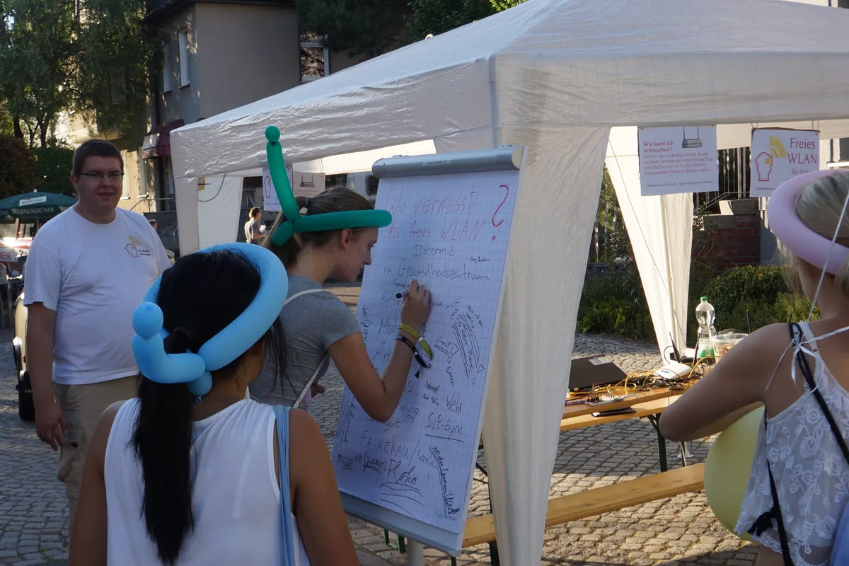 Freifunk Stand beim Straßenfest in Flöha